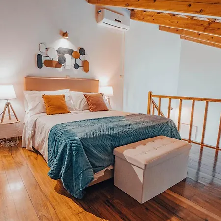 Yellow House - Casa 1 Angra do Heroísmo